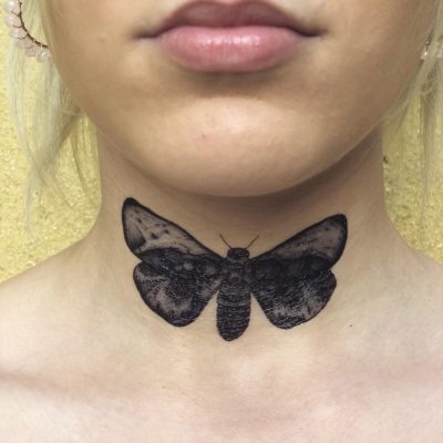 Motýľ - lišaj - smrtihlav - dočasné tetovanie